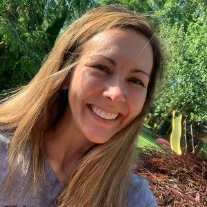 Meet your Posher, Jacqueline